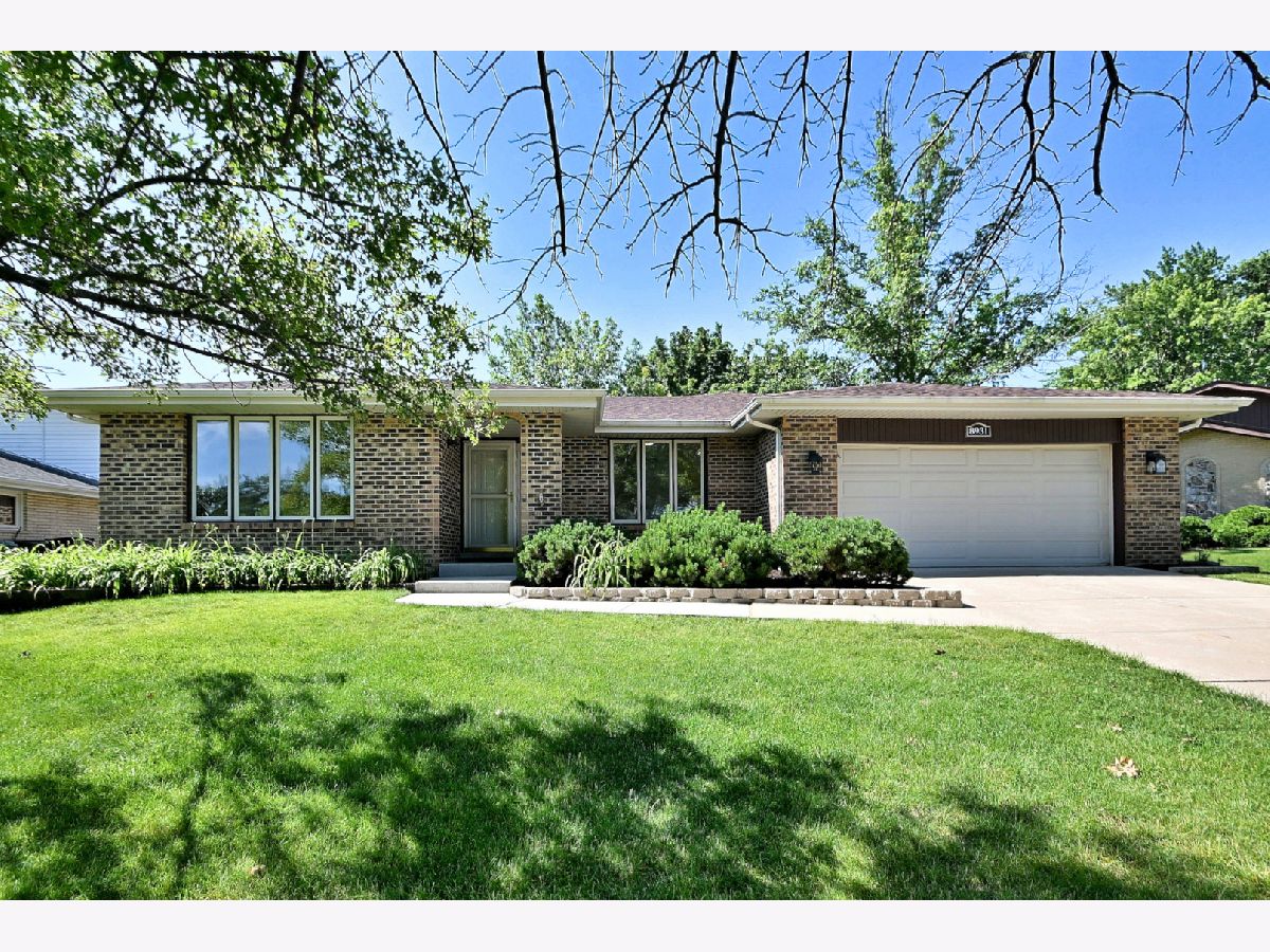  Sold Orland Park Illinois, 8931 Biloba