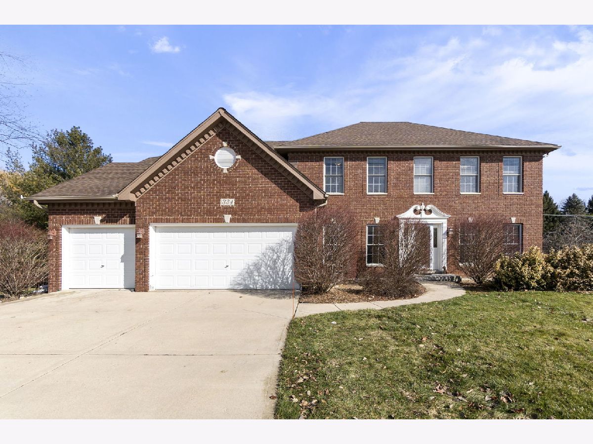 Homes Sold White Pines Oswego Illinois, 334 White Pines