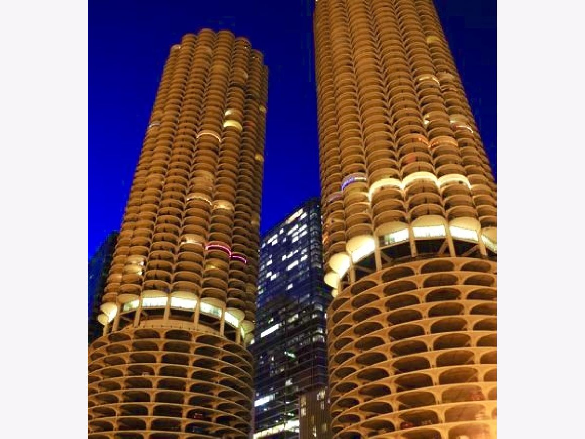 Condominiums Rented Marina City Chicago Illinois, 300 State