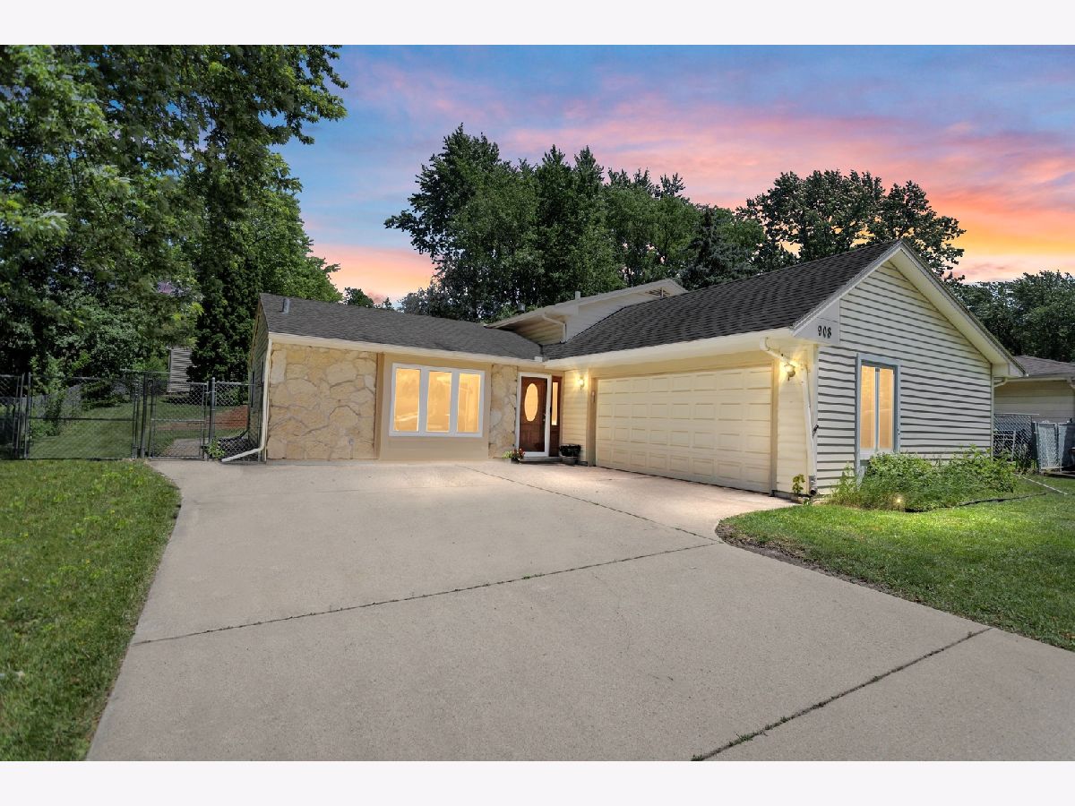 Homes Sold Ron Leigh Park St Charles Illinois, 908 11th