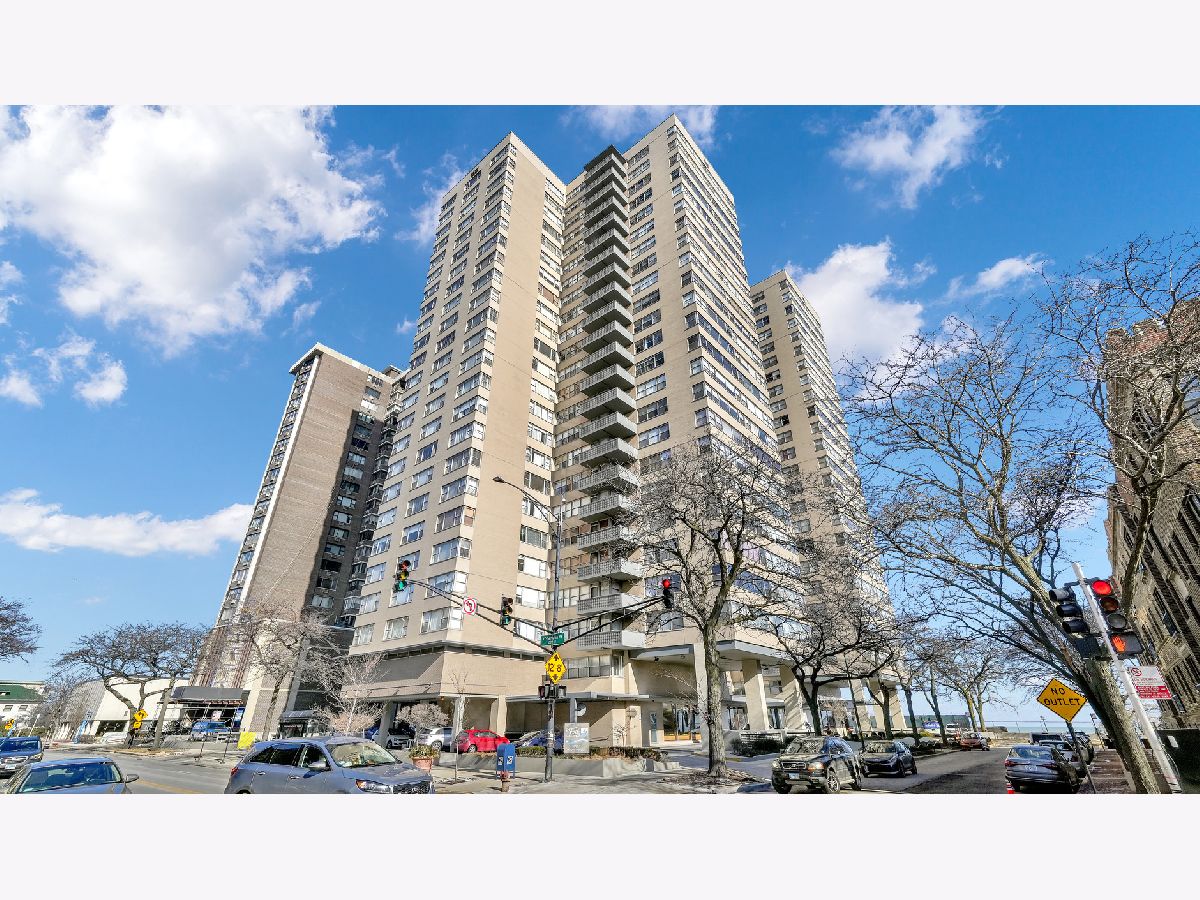 Condominiums Sold Shoreline Towers Chicago Illinois, 6301 Sheridan