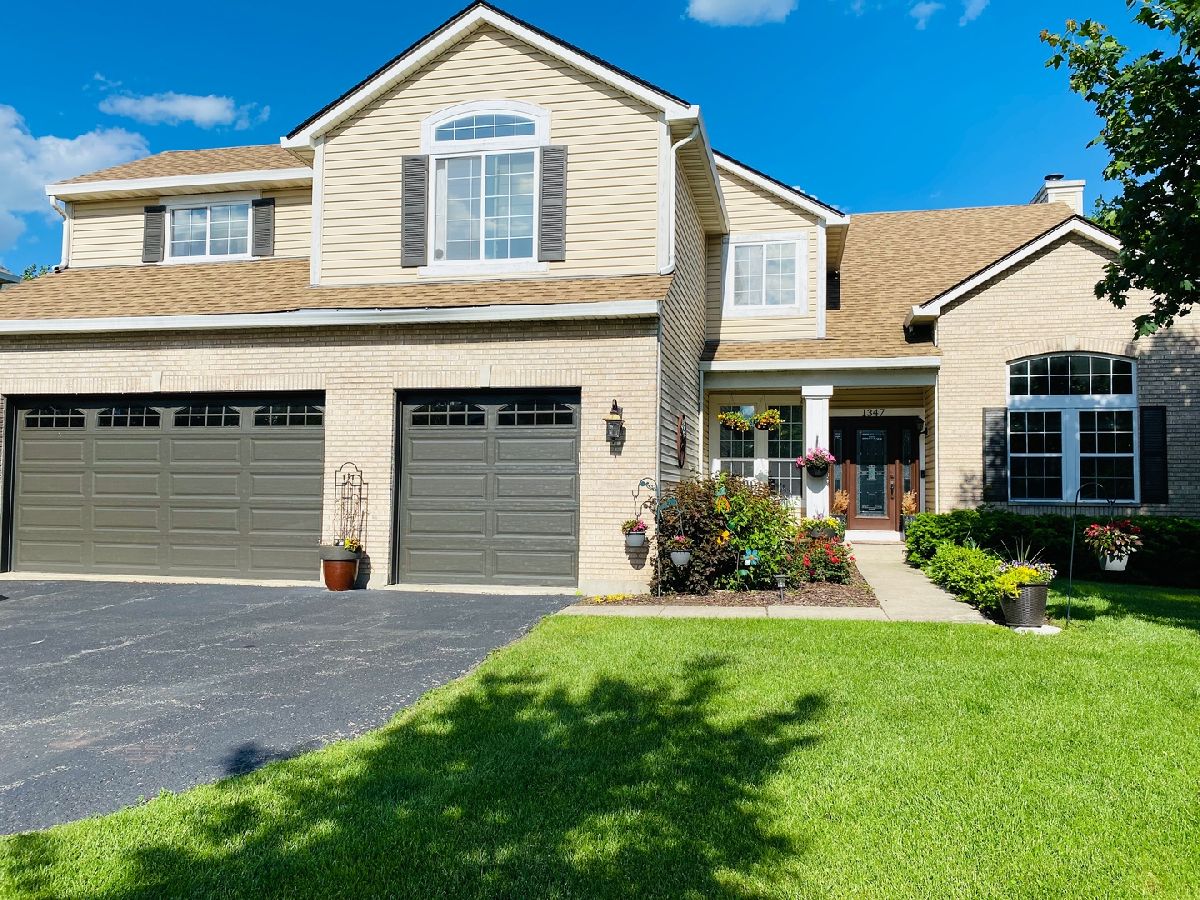 Homes Sold Longmeadow Estates Mundelein Illinois, 1347 Kettering