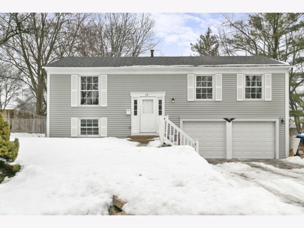 Homes & Townhomes Rented Boulder Hill Montgomery Illinois, 14 Ashlawn