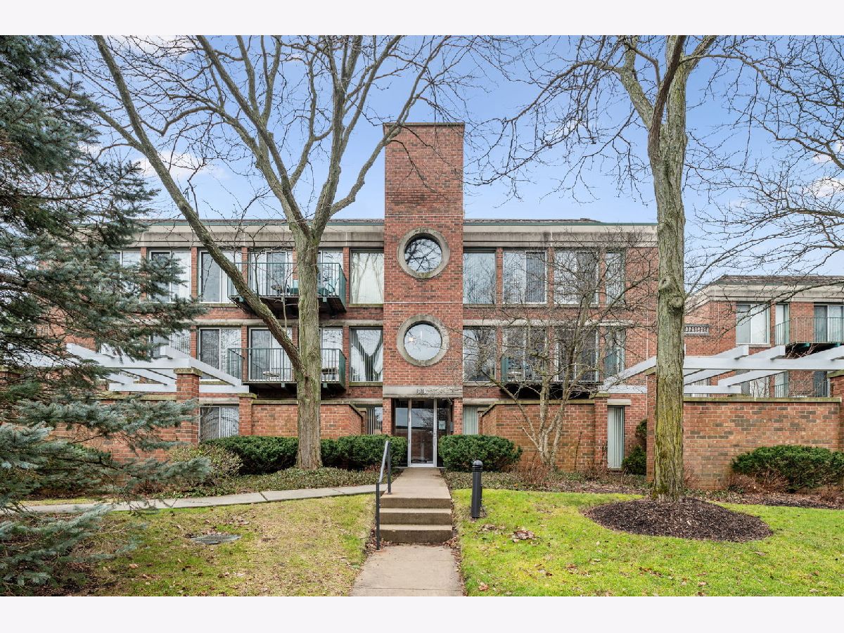 Condos & Townhomes Sold Meadowlake Northfield Illinois, 3010 Arbor