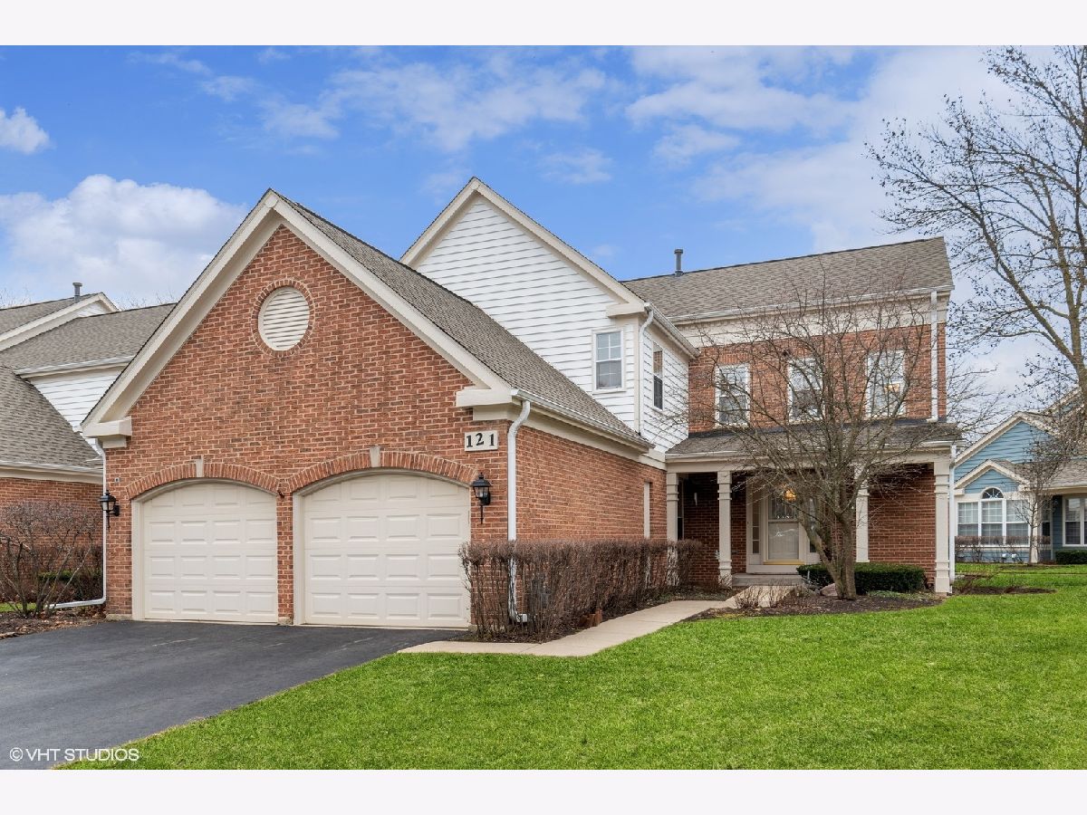 Townhomes Sold Princeton Village Glenview Illinois, 121 Radcliffe