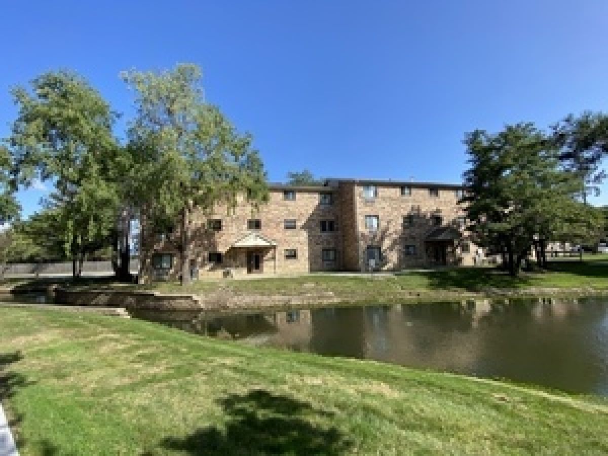 Condominiums Sold Rosewood Arlington Heights Illinois, 2225 Nichols