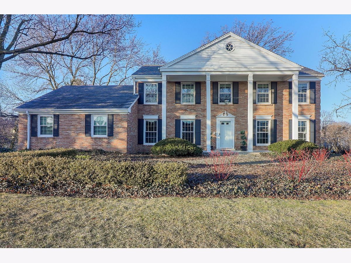 Condos & Townhomes & Homes Sold Carriage Way Burr Ridge Illinois, 113 Carriage Way