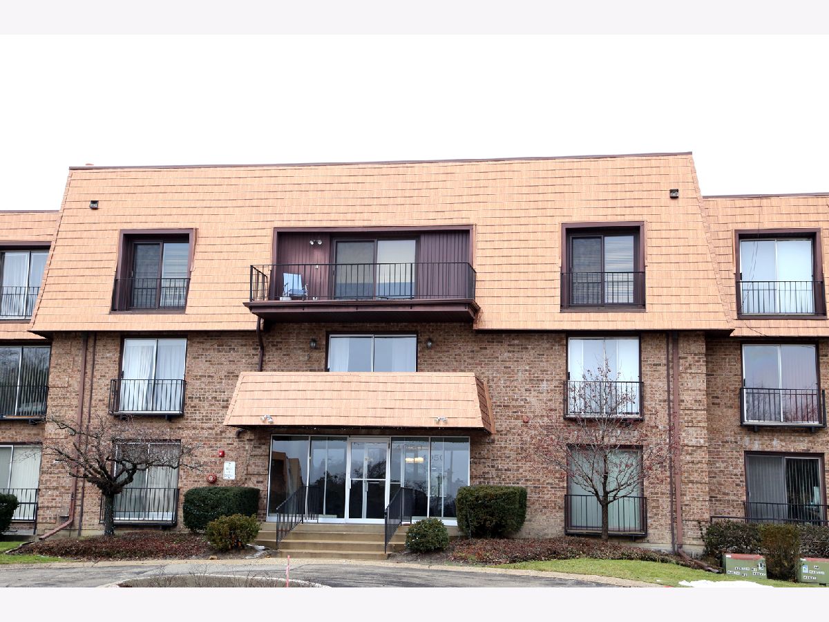 Condominiums Sold Normandy Hill Northbrook Illinois, 4050 Dundee
