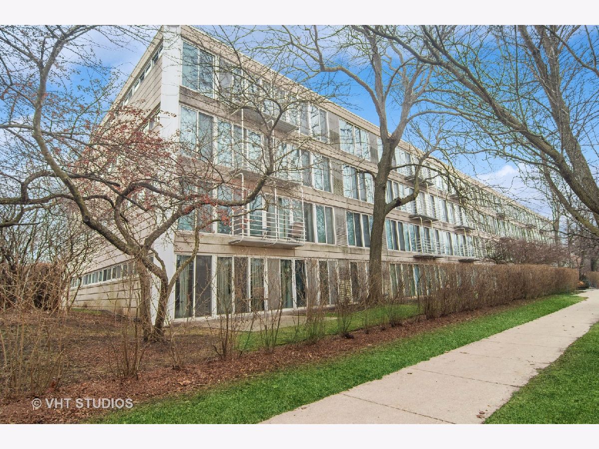 Townhomes & Condos Sold North Pointe Evanston Illinois, 2555 Gross Point