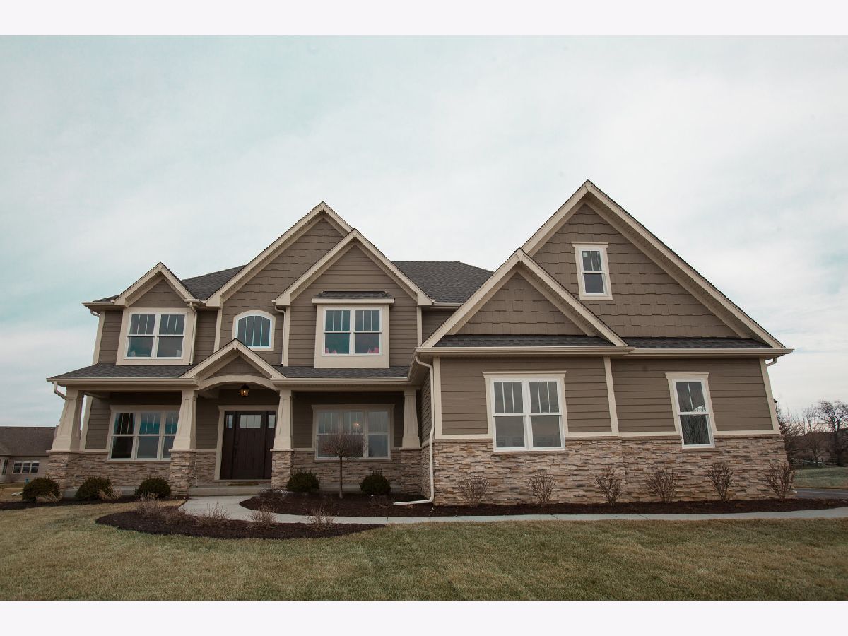 Homes Sold White Pines Oswego Illinois, 313 White Pines