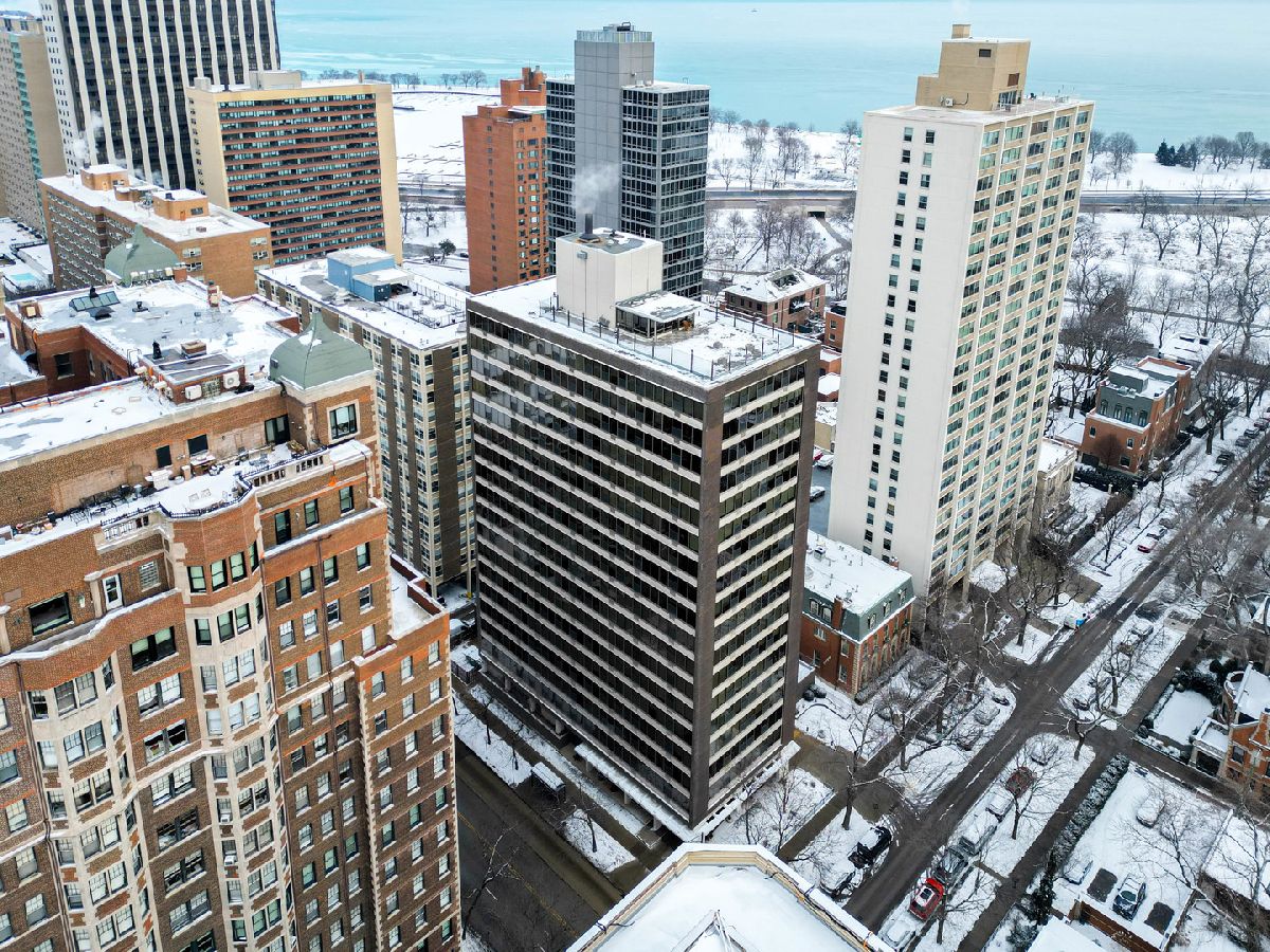Condominiums Sold The Wellington Chicago Illinois, 360 Wellington