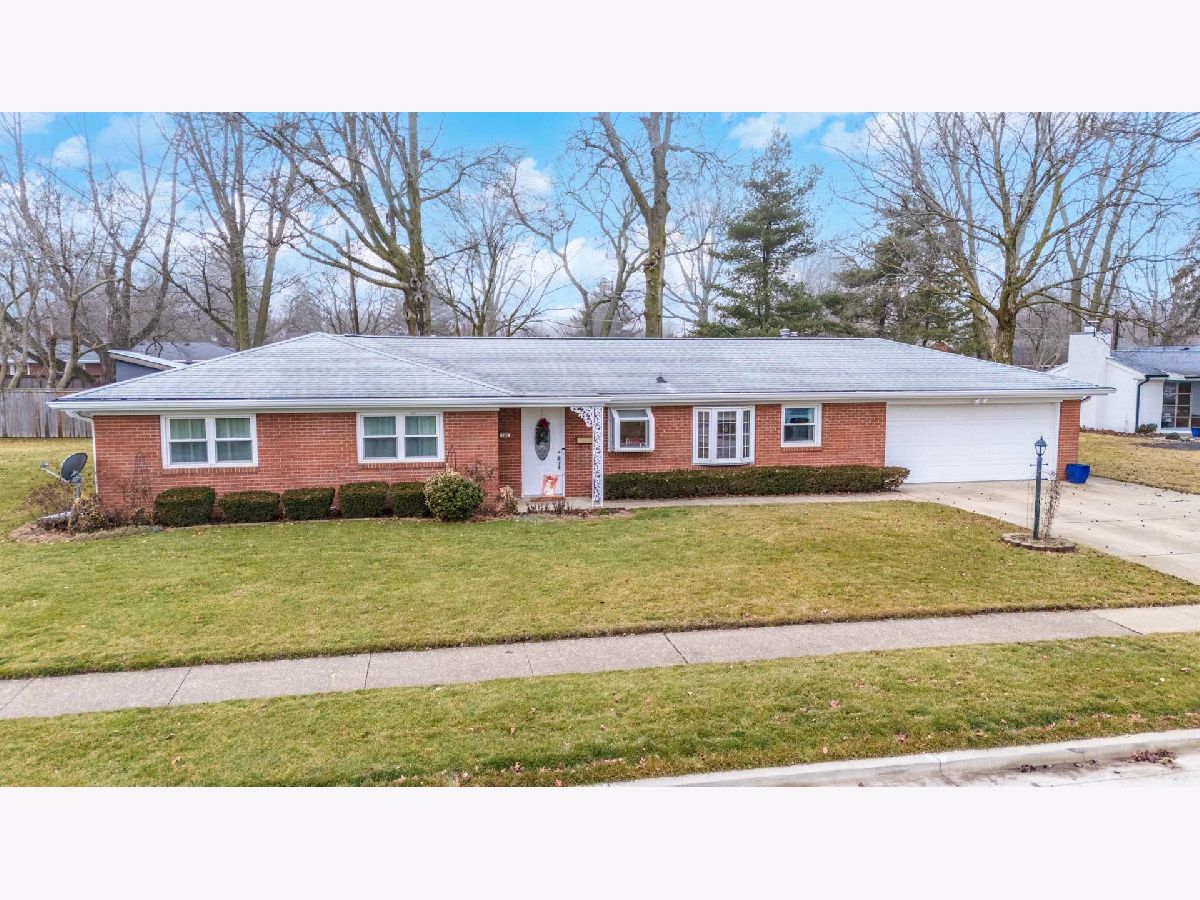 Homes Sold Eastgate Bloomington Illinois, 305 Granada