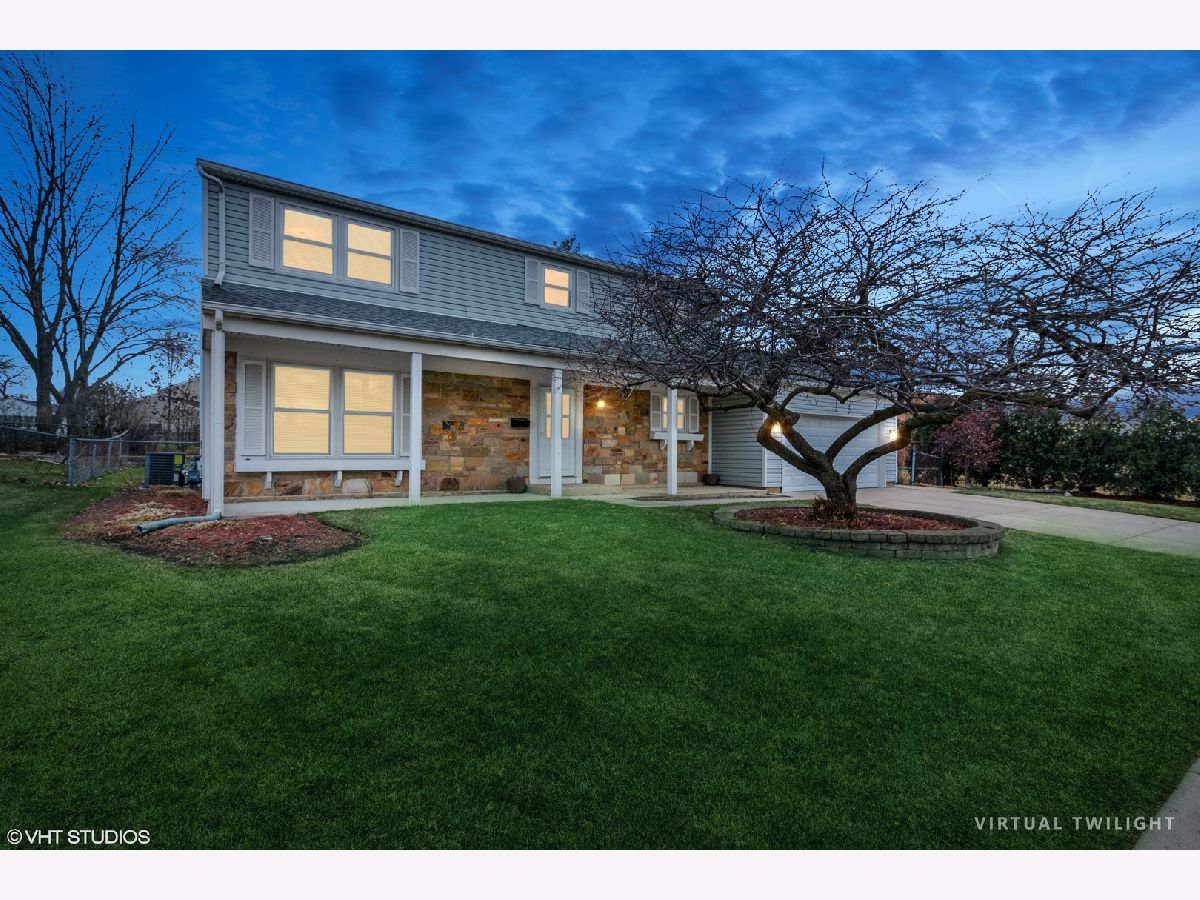 Homes Rented Sheffield Park Schaumburg Illinois, 401 Salem