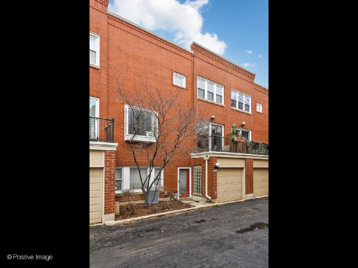 Townhomes Sold Terra Cotta Village Chicago Illinois, 1777 Altgeld