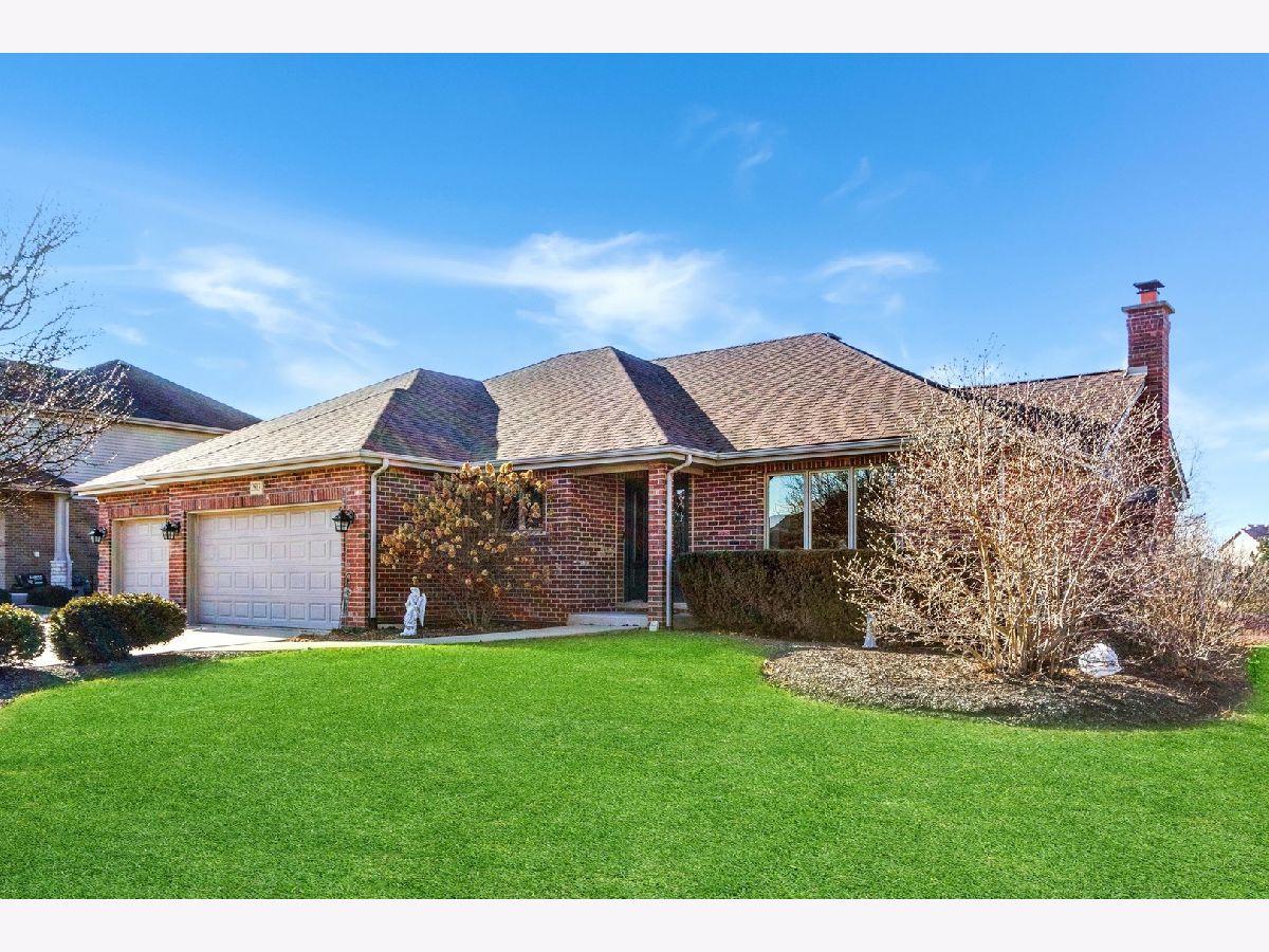 Homes Sold Taylor Glen New Lenox Illinois, 2813 Taylor Glen
