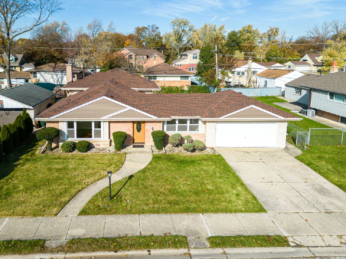 Homes Sold Capri Cove Morton Grove Illinois, 5634 Emerson