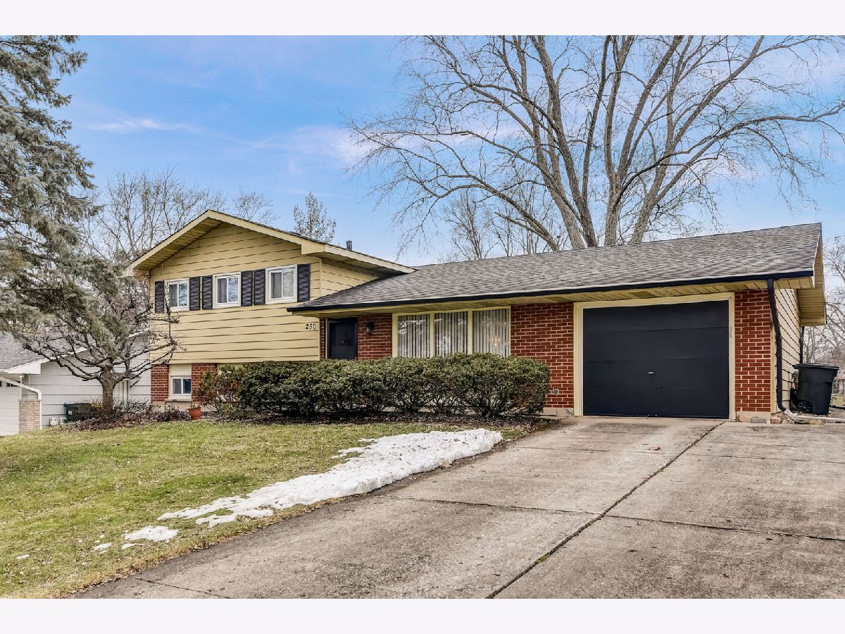 Homes Sold Butterfield Lombard Illinois, 21W230 Briarcliff