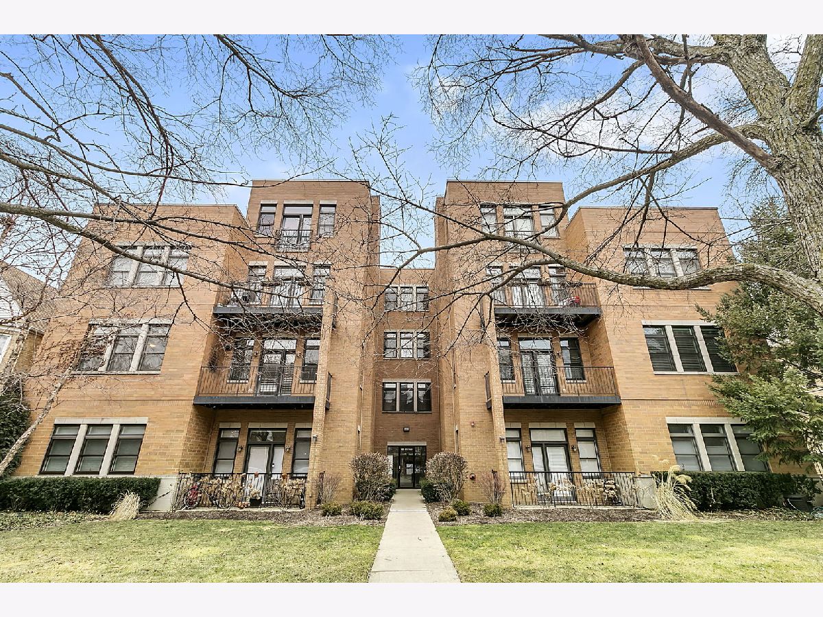Condominiums Sold The Evanshire At Foster Evanston Illinois, 821 Foster