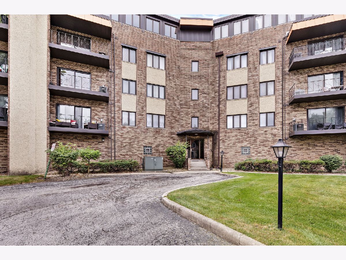 Condominiums Sold Lexington Manor Oak Lawn Illinois, 7100 95th