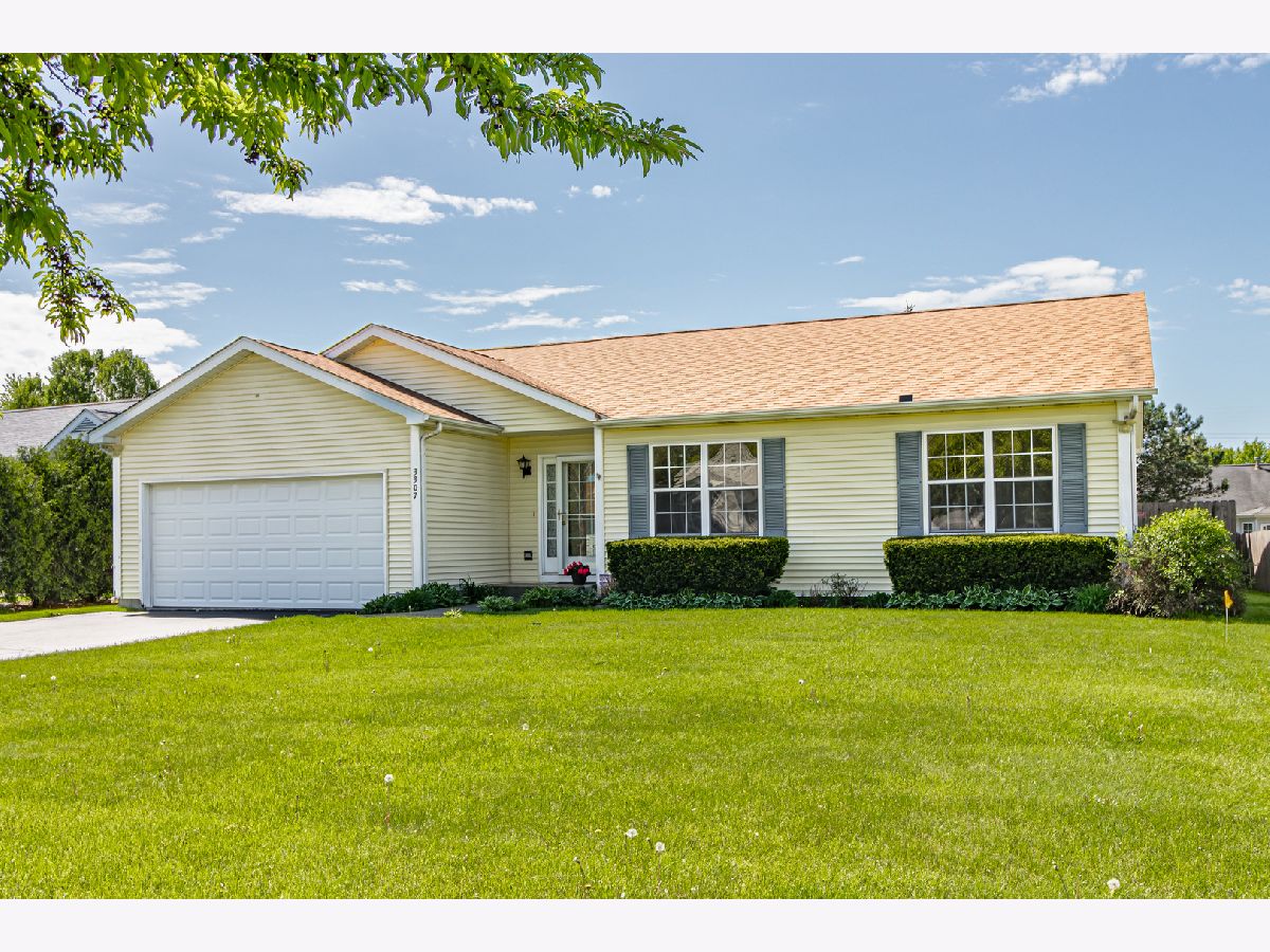 Homes Sold Harbor Ridge Zion Illinois, 3307 Wembley