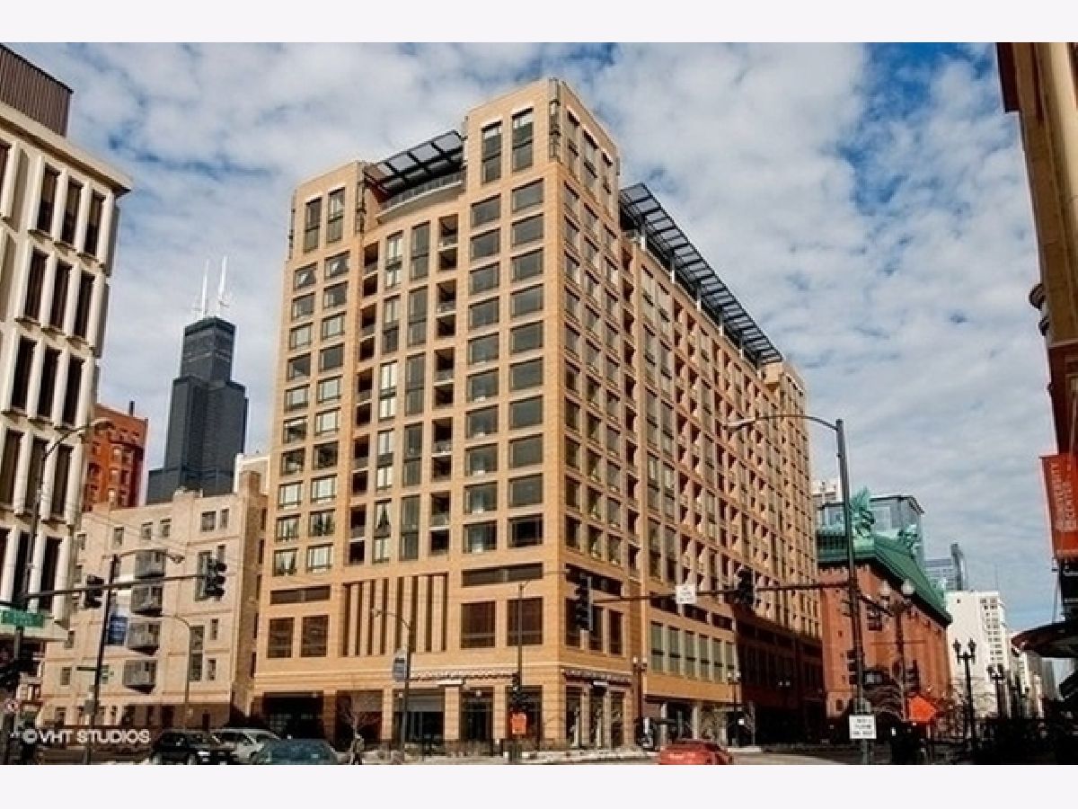 Condominiums Sold Library Tower Chicago Illinois, 520 State