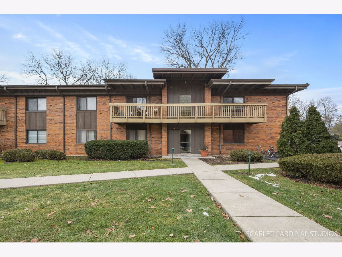 Condominiums Sold Duane Terrace Condos Glen Ellyn Illinois, 481 Duane