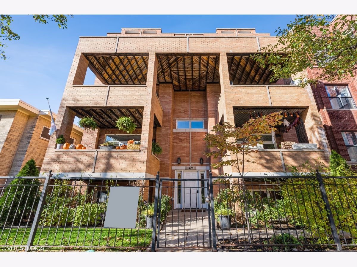Condos & Townhomes & Homes Sold Ravenswood Chicago Illinois, 4622 Ashland