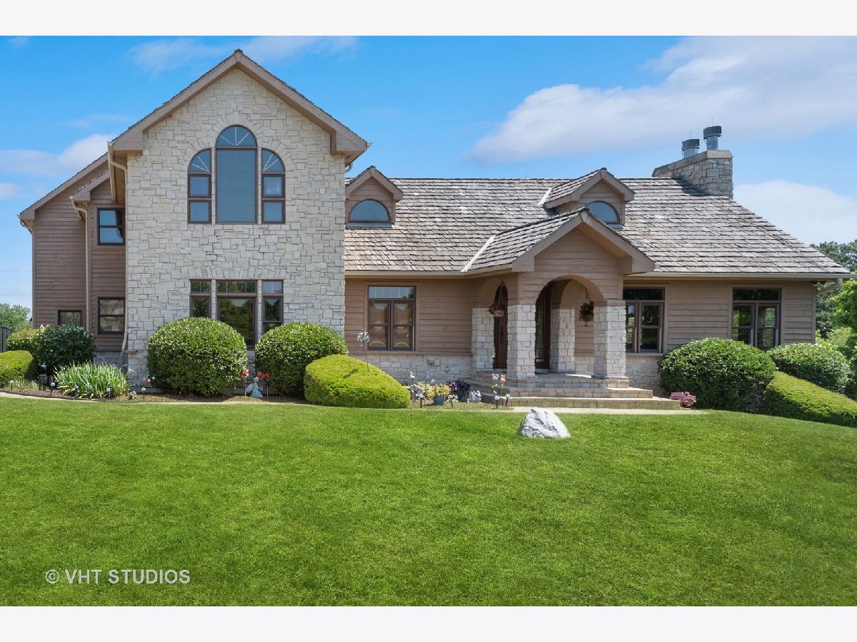 Homes Sold Sundial Farms Spring Grove Illinois, 8208 Country Shire