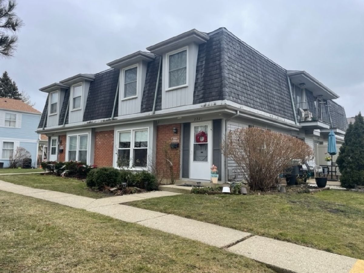 Townhomes Sold Castle Rock Schaumburg Illinois, 2221 Andover