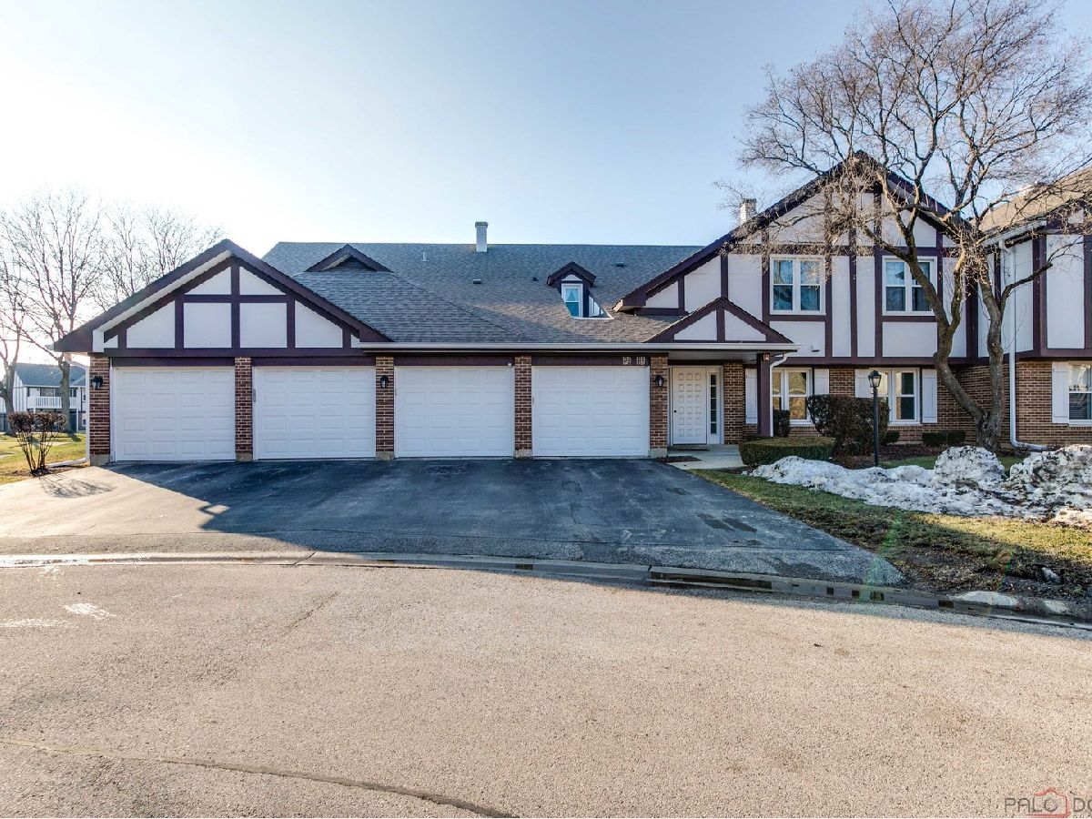 Condos & Townhomes Rented Lake Park Manor Vernon Hills Illinois, 1324 Cromwell