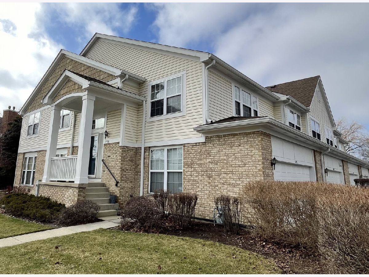 Townhomes Rented Georgetown Square Vernon Hills Illinois, 1196 Georgetown