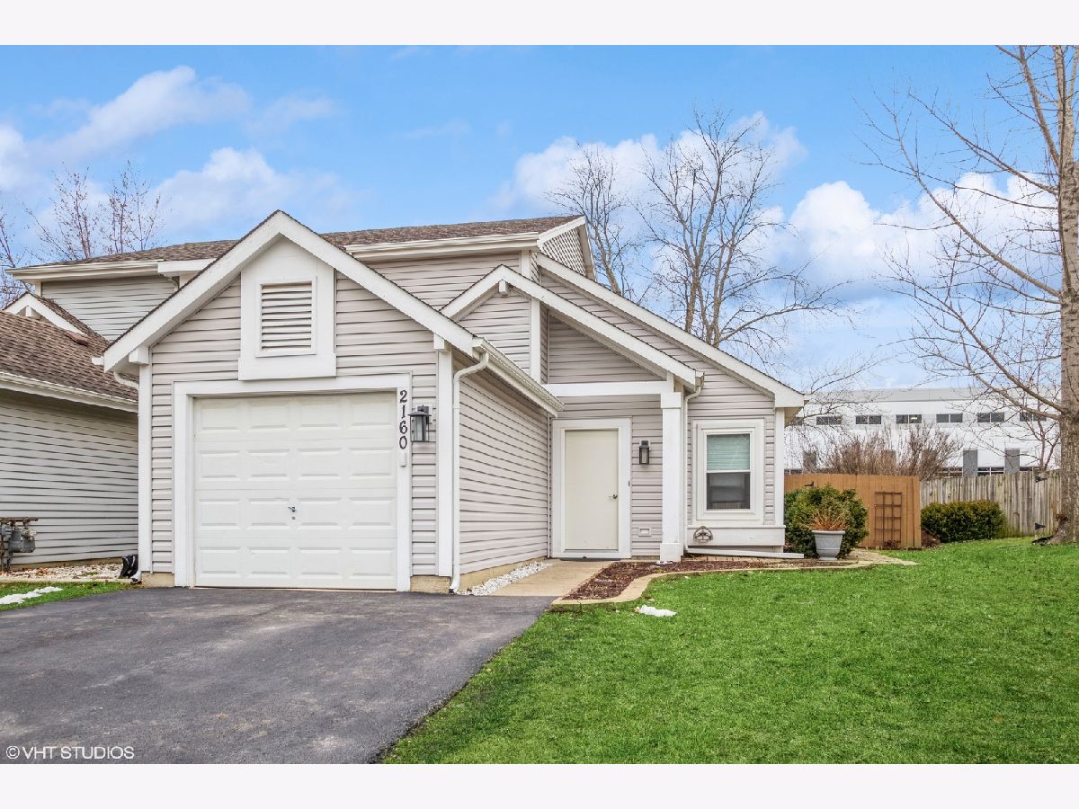 Condos & Townhomes Rented Morning Star Glendale Heights Illinois, 2160 Brittany