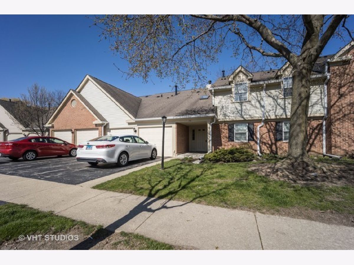 Townhomes & Condos Rented Towne Place Schaumburg Illinois, 10 Aberdeen