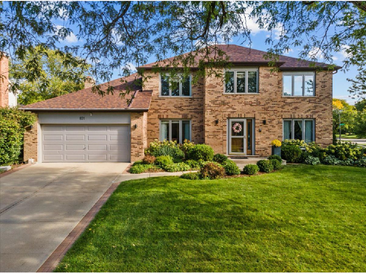 Homes Sold Columbia Estates Naperville Illinois, 831 Bellingrath