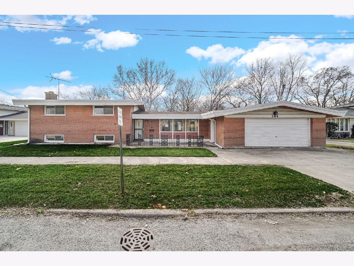 Homes Sold Streamside Harvey Illinois, 344 Streamside