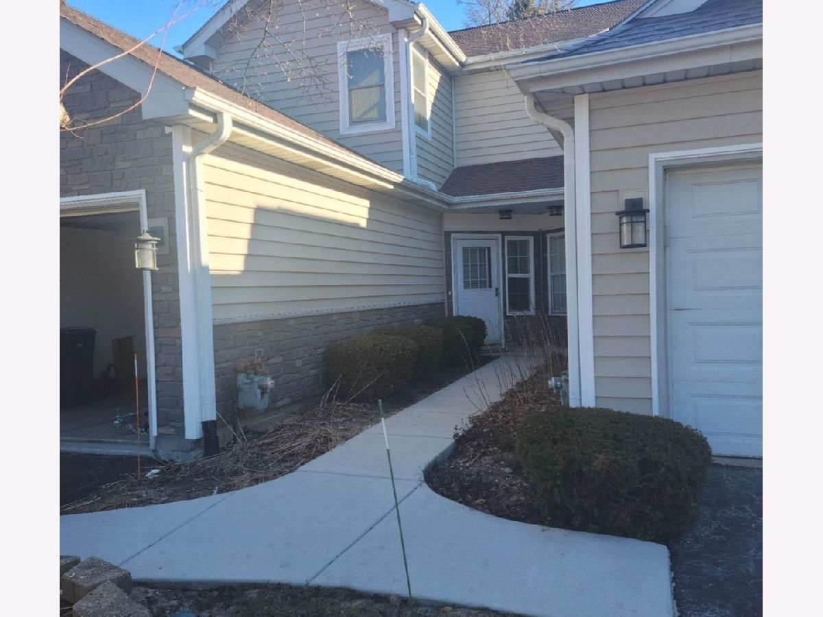 Townhomes & Condos Rented Wellington Court Schaumburg Illinois, 1227 Cranbrook