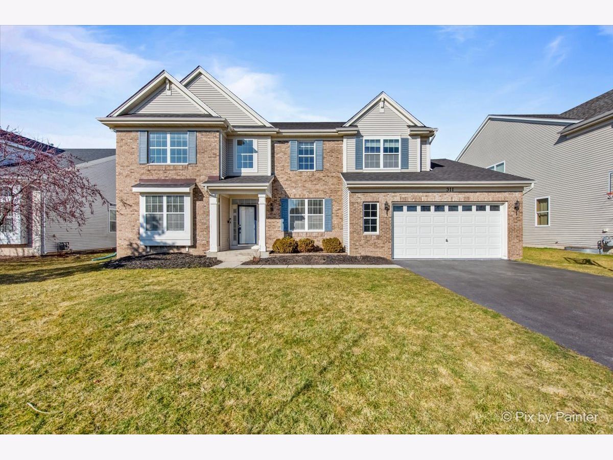 Homes Sold Foxford Hills Cary Illinois, 311 Foxford