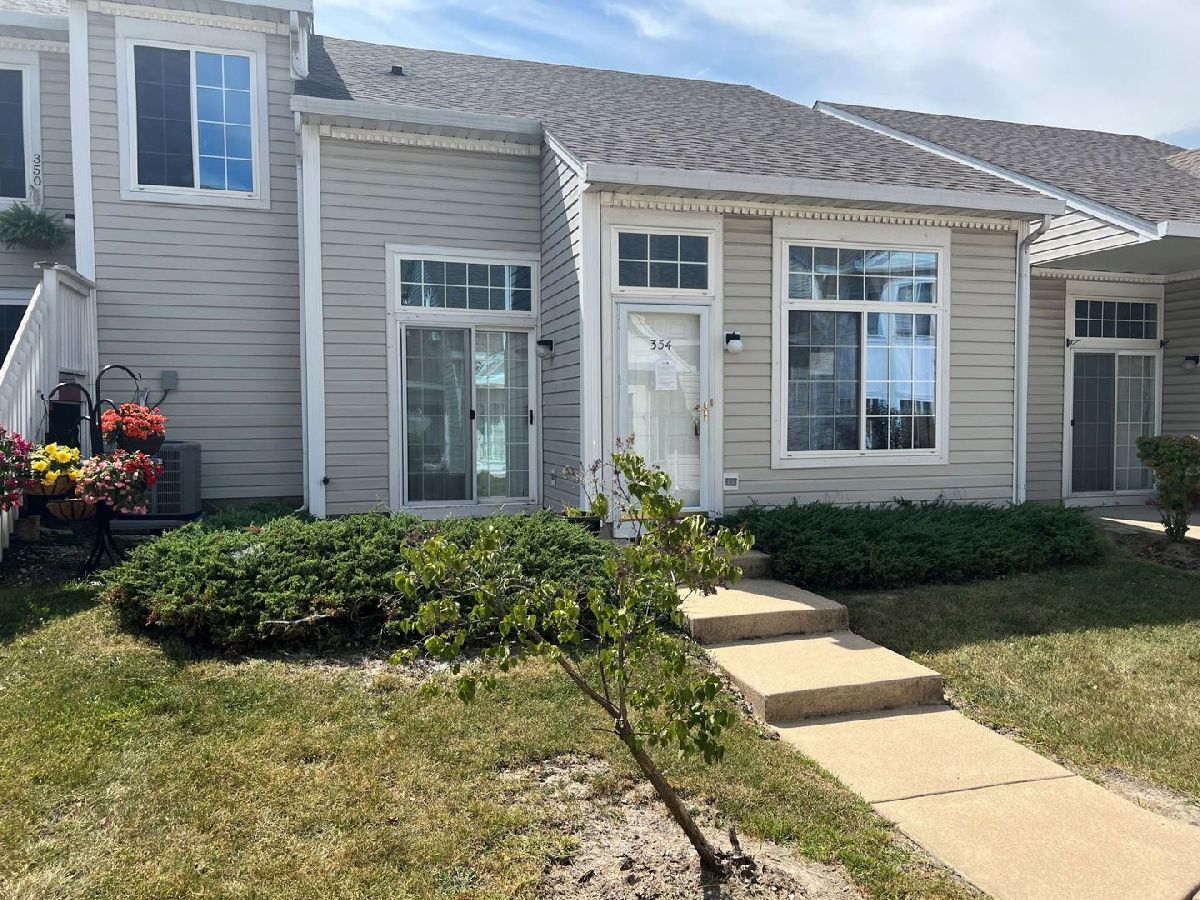 Townhomes & Condos Sold Town Centre Park Bolingbrook Illinois, 354 Magnolia