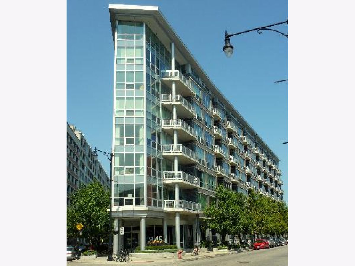 Townhomes & Condos Rented River Village Chicago Illinois, 845 Kingsbury
