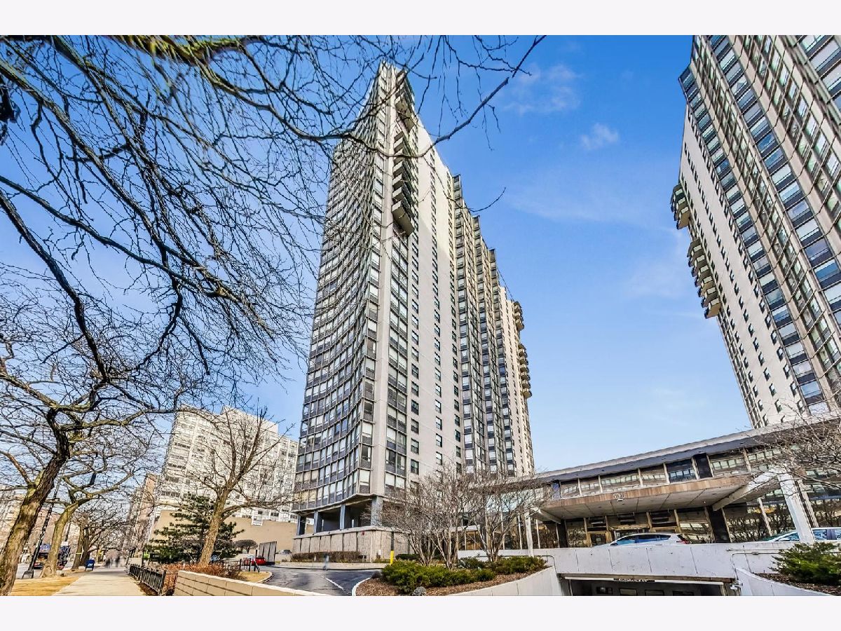 Condominiums Sold Hollywood Towers Chicago Illinois, 5701 Sheridan