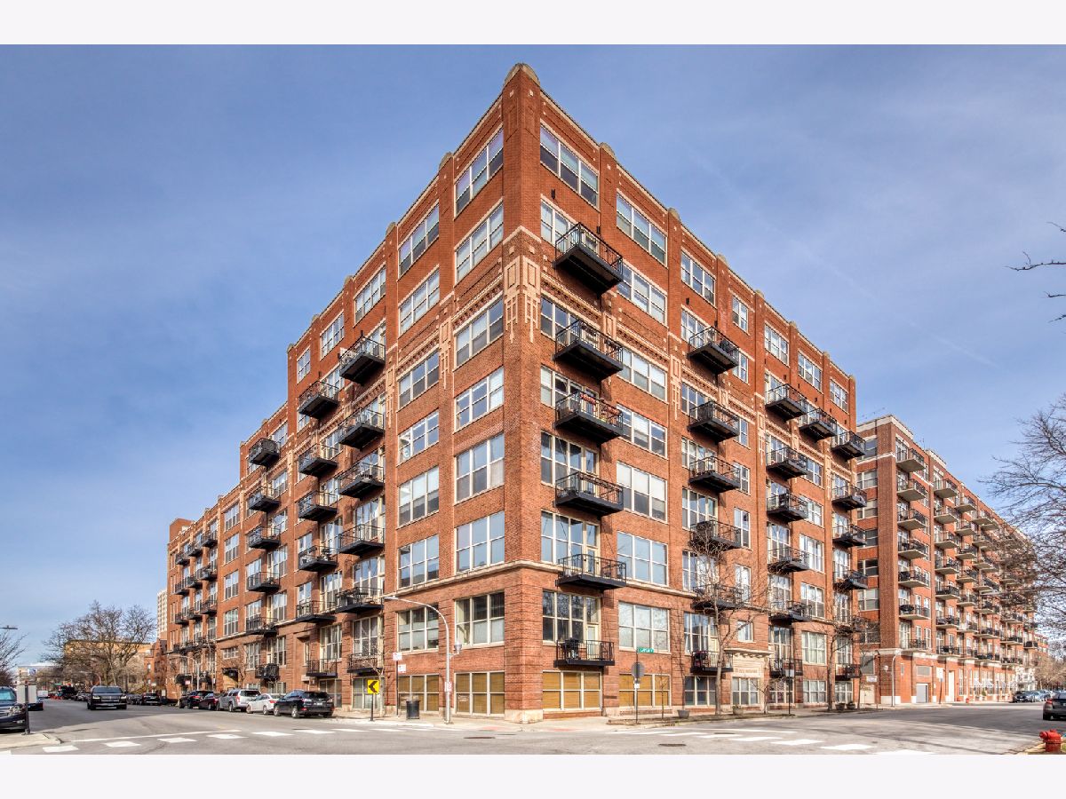 Condominiums Sold Park 1500 Lofts Chicago Illinois, 1500 Monroe