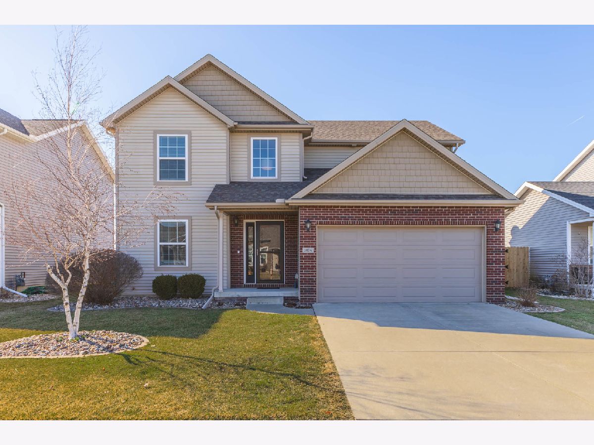 Homes & Condos & Townhomes Sold Harvest Pointe Bloomington Illinois, 1034 Homestead