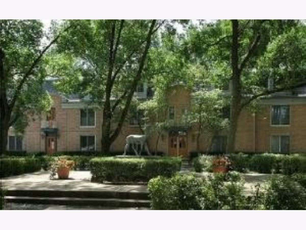 Condominiums Sold Citadel Northbrook Illinois, 1483 Shermer