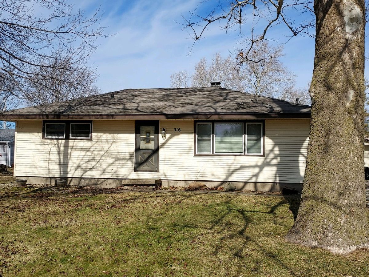  Sold Atwood Illinois, 316 Locust