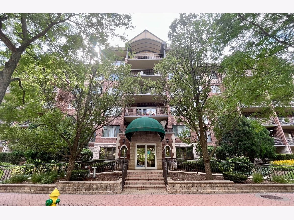 Condominiums Sold Clock Tower Mount Prospect Illinois, 10 Wille