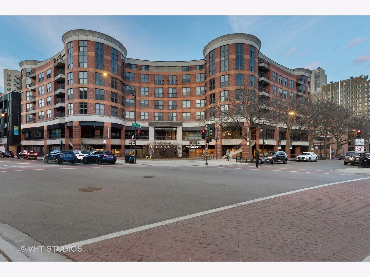 Condominiums Rented Belden Centre Chicago Illinois, 350 Belden