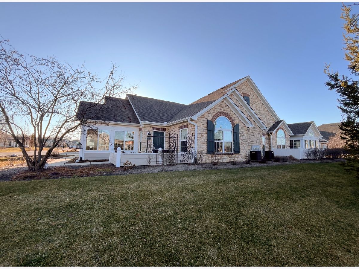 Townhomes & Homes Sold Maples At The Sonatas Woodstock Illinois, 641 Schumann
