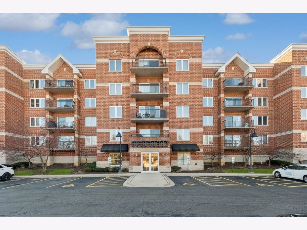 Condos & Townhomes Sold Park Wellington Arlington Heights Illinois, 3401 Carriageway