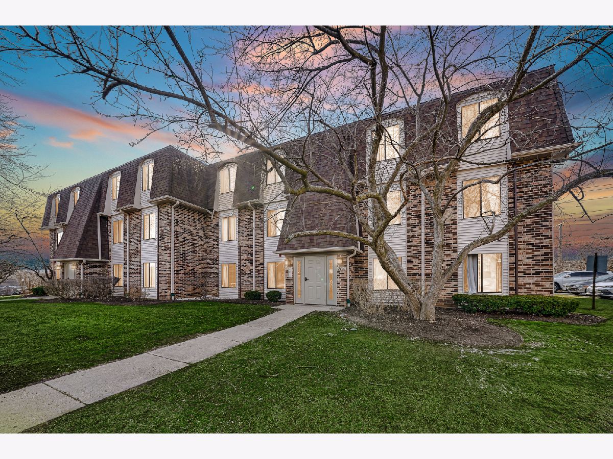 Condominiums Sold Court Of Shorewood Vernon Hills Illinois, 264 Court Of Shorewood