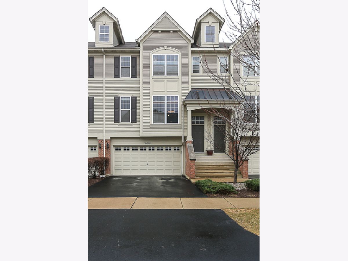 Townhomes Rented Yorkshire Square Aurora Illinois, 3448 Bradbury